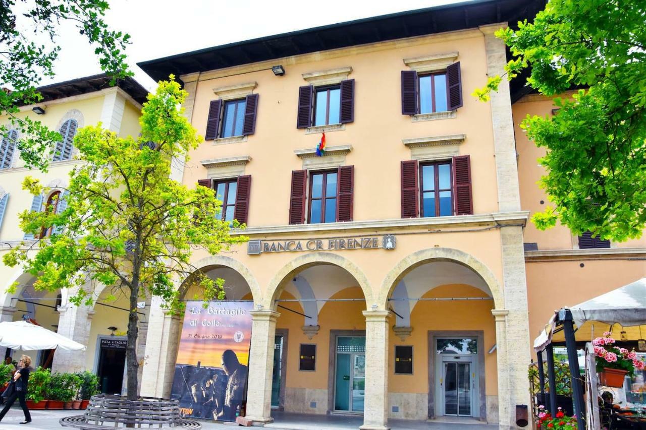 Apartment Piazza Arnolfo 1932 *
